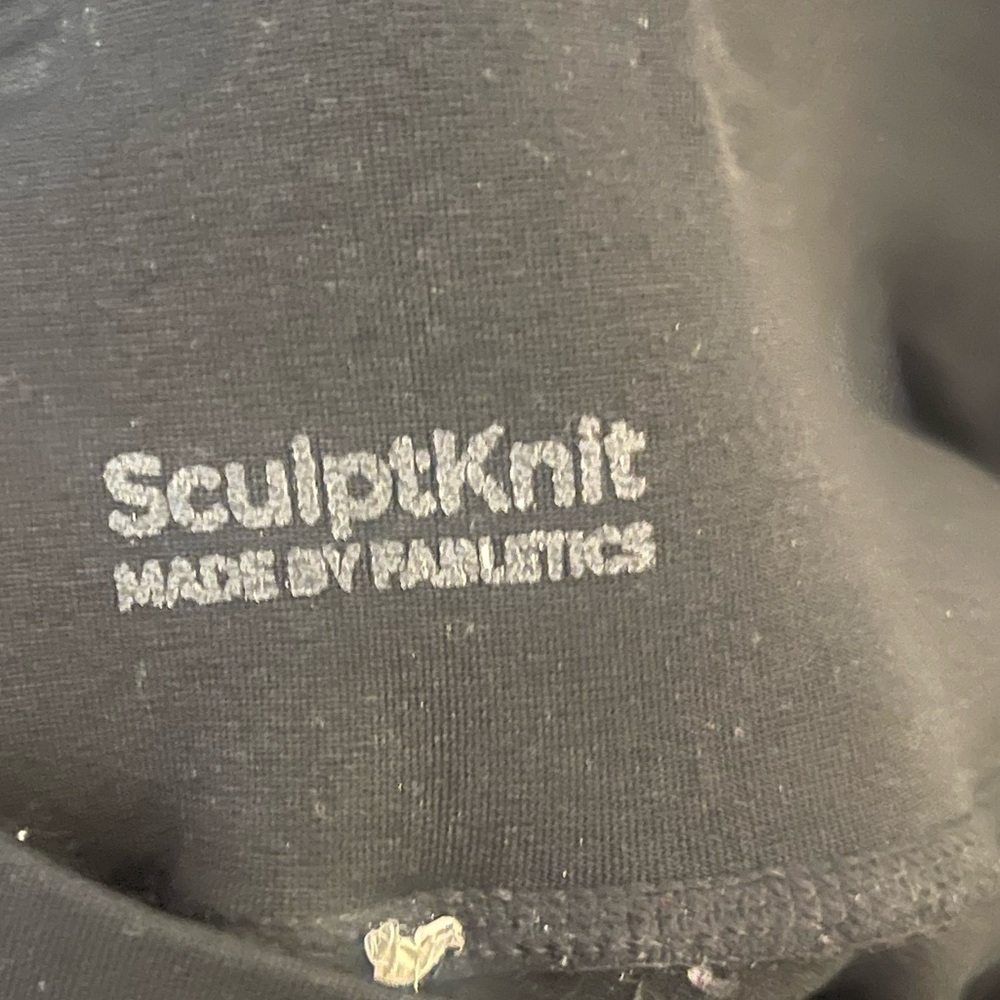 Sculptknit by Fabletics. Size unknown, see measurements below. GUC - Picture 5 of 5